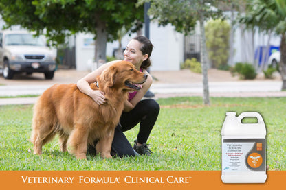 Veterinary Formula Clinical Care Antiseptic & Antifungal Shampoo + Spray